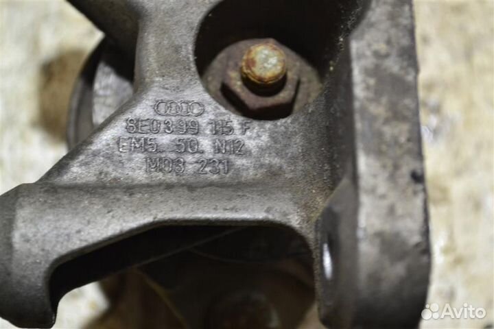 Опора АКПП с кронштейном VAG