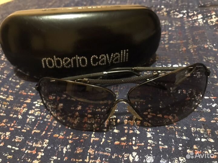 Солнцезащитные очки женские Roberto cavalli