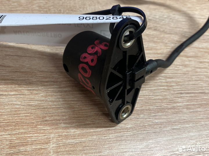 Датчик уровня масла GM 96802845