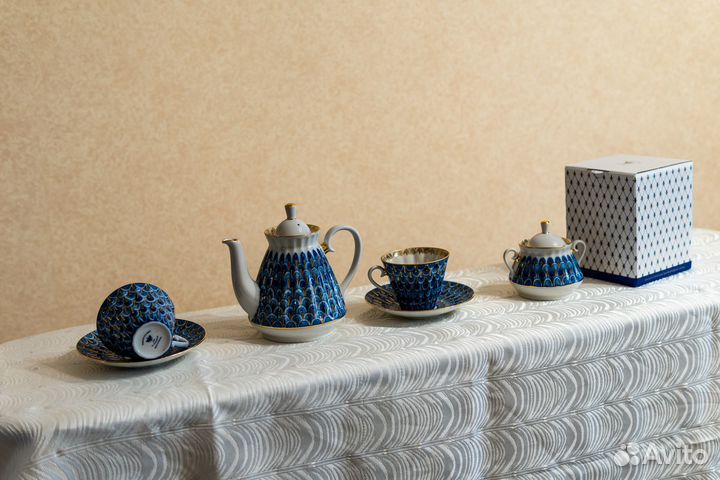 Императорский фарфор. Незабудка