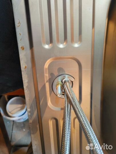 Кухонная мойка из нержавейки с тумбой бу