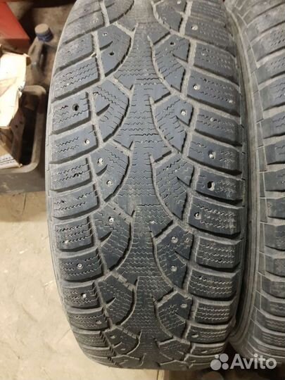 Gislaved Nord Frost III 215/60 R16