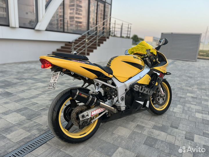Suzuki GSX600r