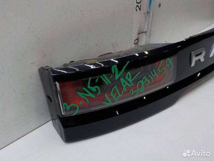 Фонарь задний левый внутренний Land Rover Range Ro