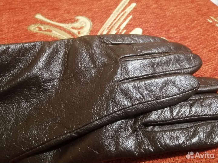 Перчатки женские кожа