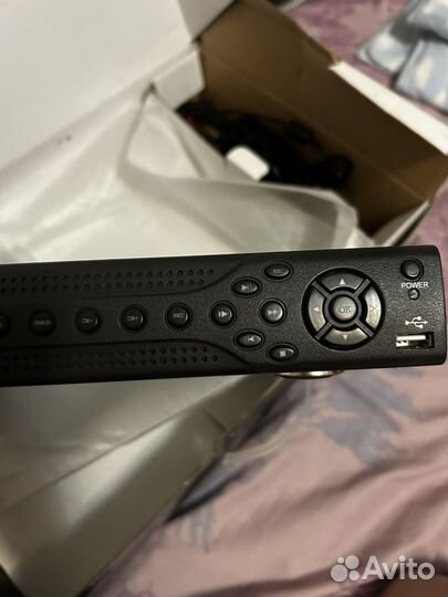 Видеорегистратор на 4 камеры