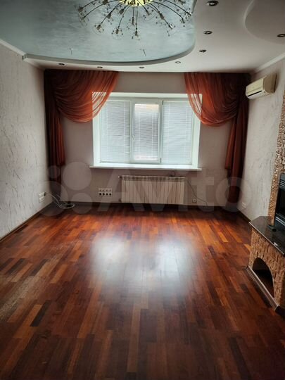 3-к. квартира, 130 м², 4/5 эт.