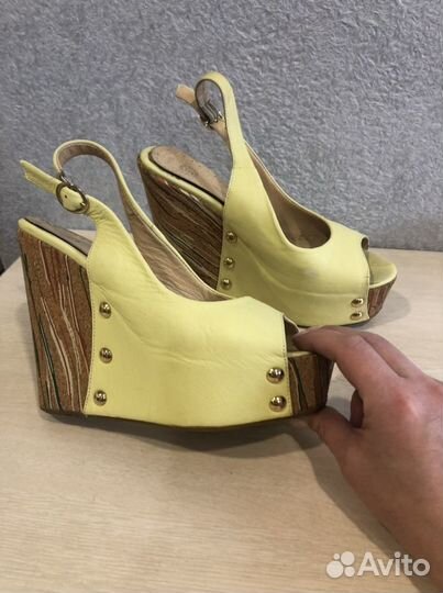 Босоножки