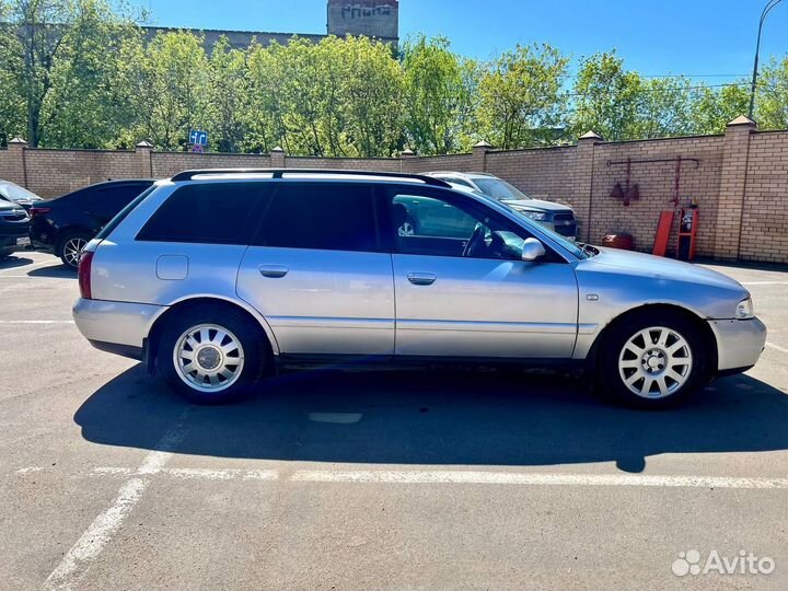 Audi A4 1.8 МТ, 2000, 200 000 км