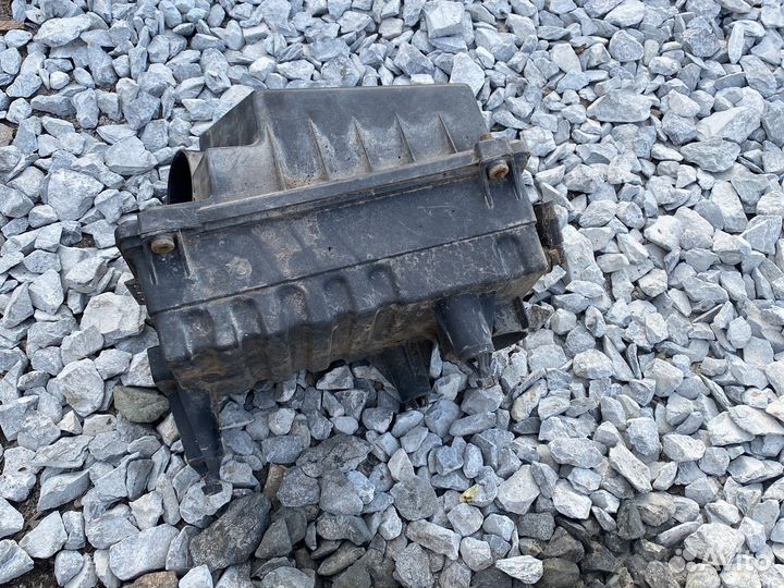 Корпус воздушного фильтра ford focus 1 1.4