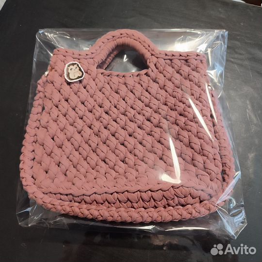 Вязаная дамская сумочка