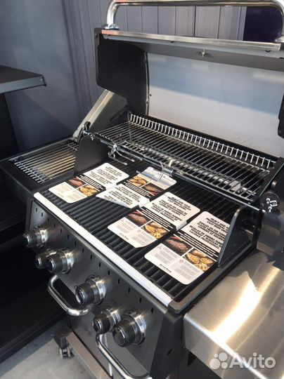 Газовый гриль Broil King 490 c вeртeлoм
