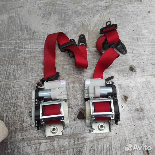 Ремень безопасности правый и левый мерседес W172