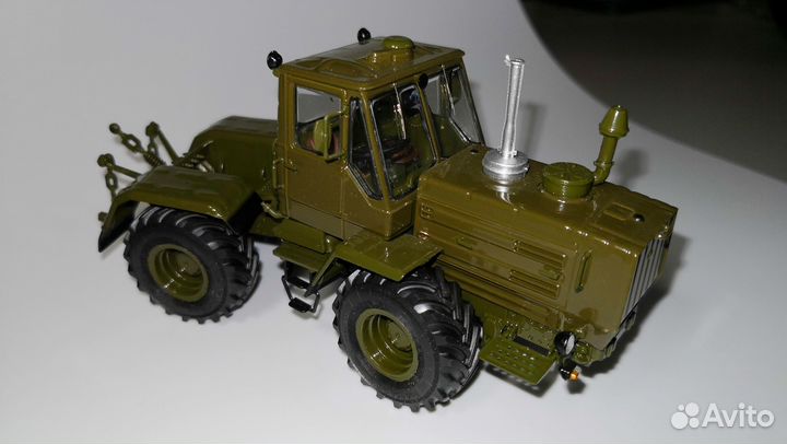 Т-150К 1:43 SSM (Харьковская резина)
