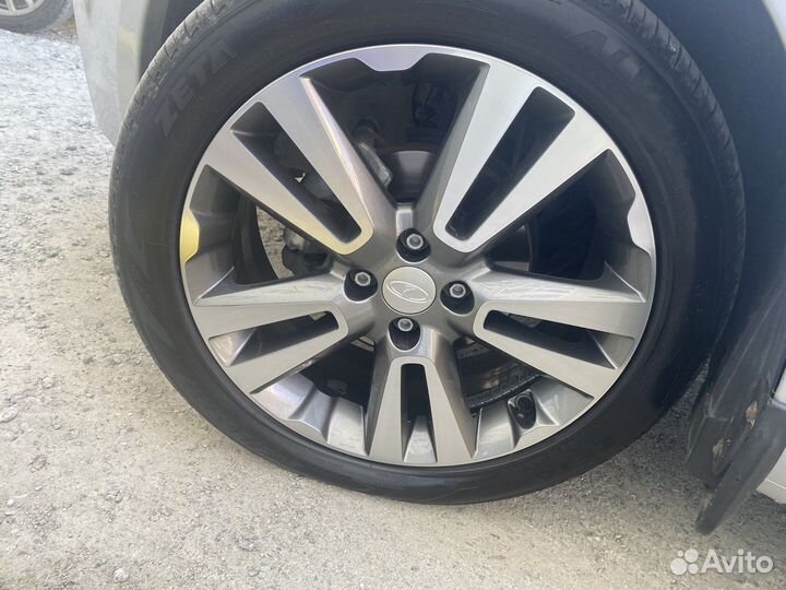 Диски и шины R17 LADA Vesta