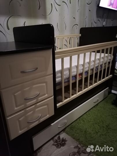 Детская кроватка трансформер с комодом