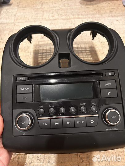 Продам штатную магнитолу Nissan Qashqai
