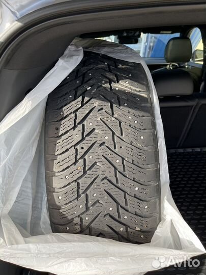 Nokian Tyres Hakkapeliitta 8 SUV 245/50 R20