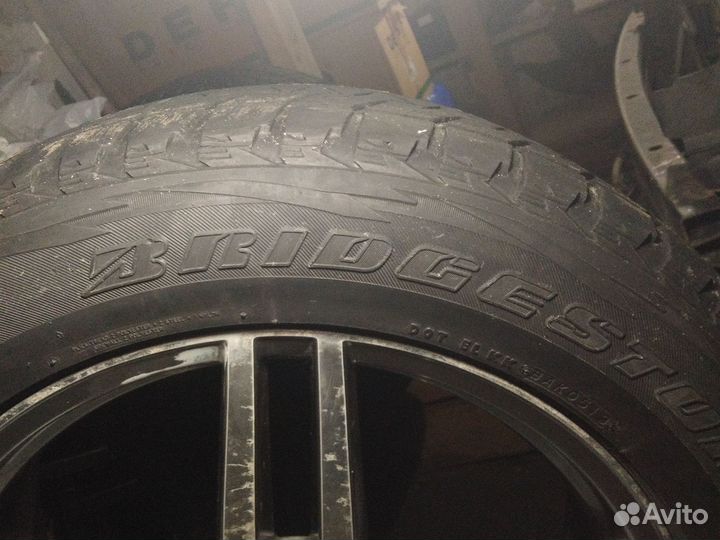 Bridgestone Blizzak DM-V1 275/55 R20