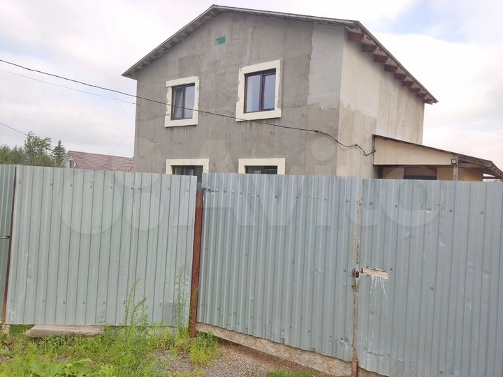 Дом 98 м² на участке 5 сот.