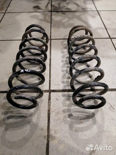 Пружина задняя Skoda Octavia A4 tour 1 2008