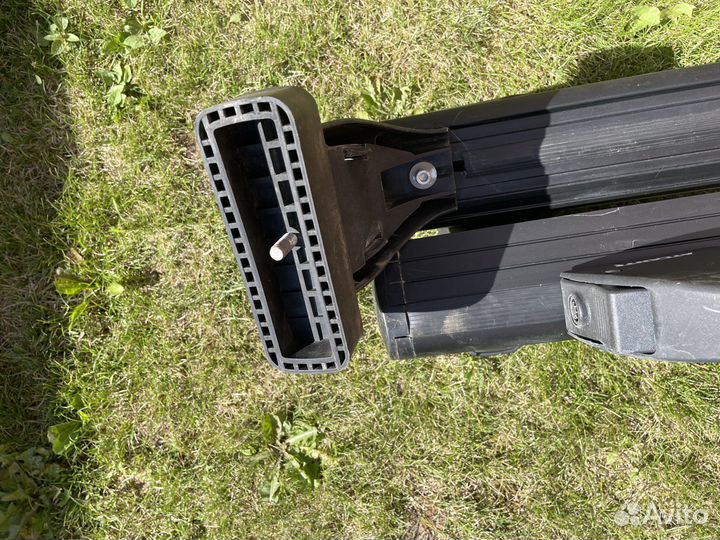 Универсальный багажник на крышу для лыж Atlant