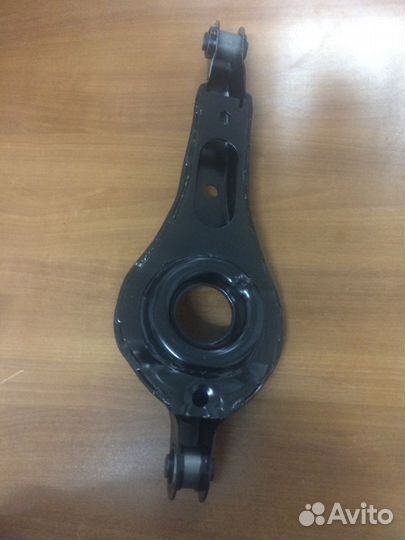 Рычаг подпружинный задней подвески Ford Focus 2