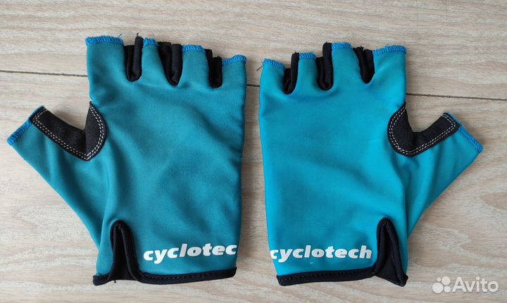 Перчатки велосипедные Cyclotech Wind