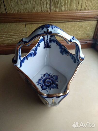 Гжель корзина авт.Прокоп