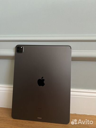 iPad Pro 12.9-inch (4th Generation) Wi-Fi