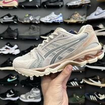 Decathlon asics kayano 20 hot sale