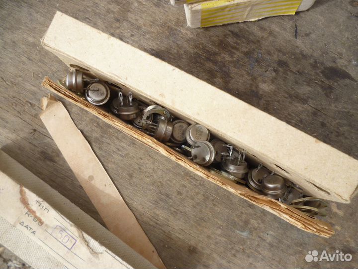 Транзисторы, лампы