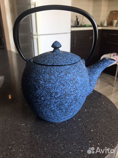 Чайник заварочный новый (чугун )