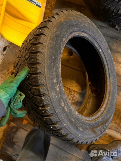 Nokian Tyres Hakkapeliitta 4 185/65 R15