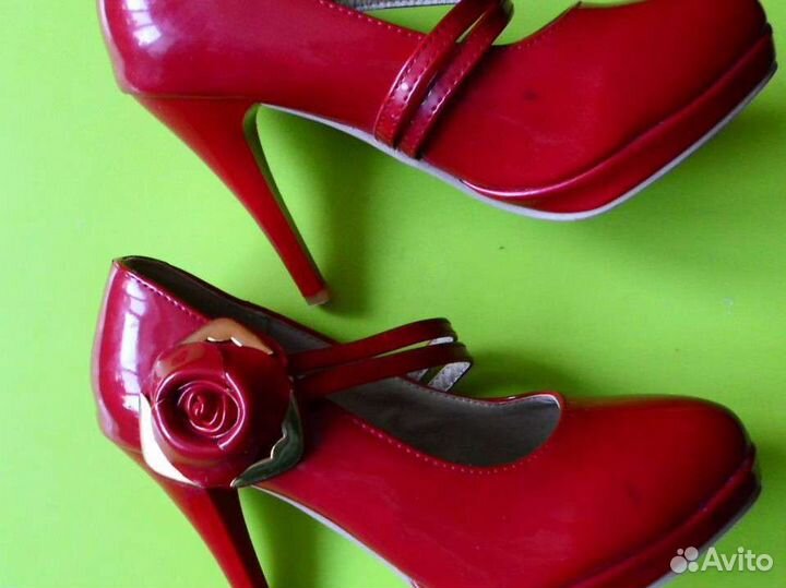 Новые туфли 38 р