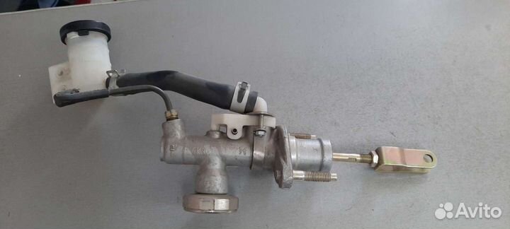 Целиндр сцепления nissan 306105M007, 306105M00A