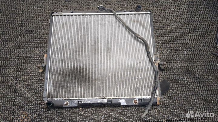 Радиатор охлаждения двигателя киа Sorento, 2016