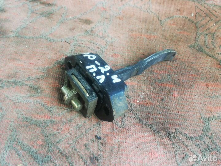 Ограничитель двери Опель Фронтера А