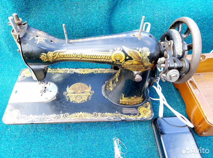 Швейная машина