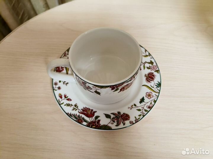 Чашка с блюдцем Garland