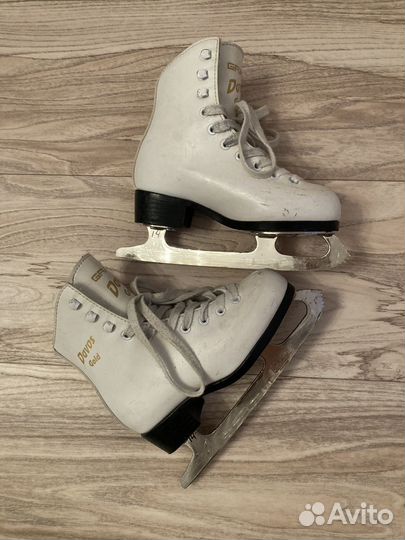 Коньки фигурные graf