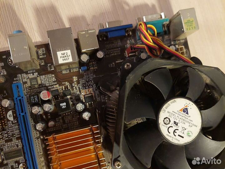 Материнская плата asus