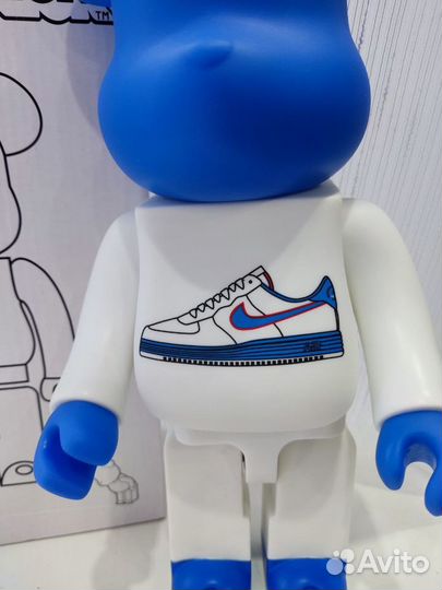 Игрушка bearbrick Nike найк