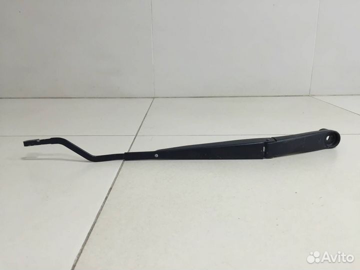 Поводок стеклоочистителя передний левый Hyundai So