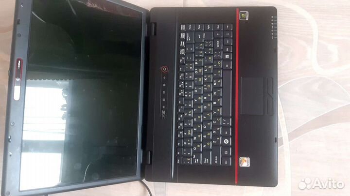 Roverbook pro 551 VHB