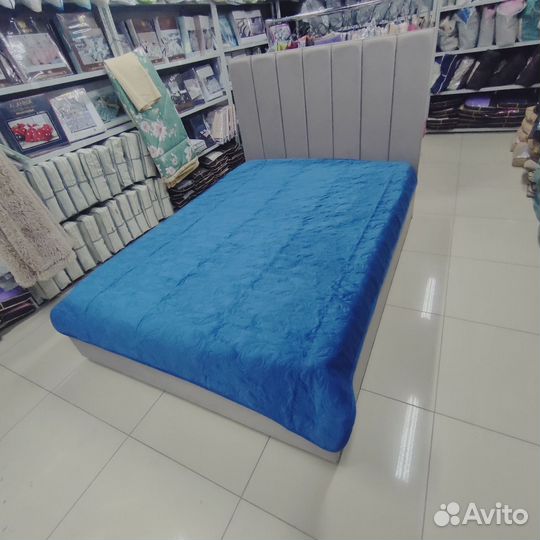 Велюровые покрывало