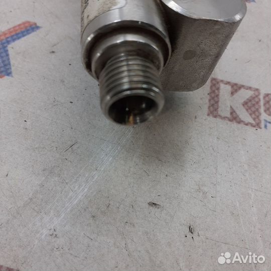 Топливная рампа KIA optima 18