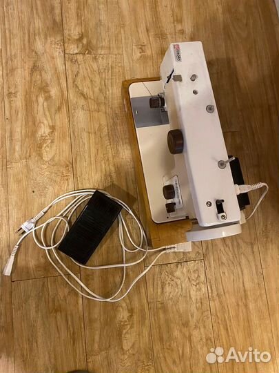 Швейная машина Чайка 134