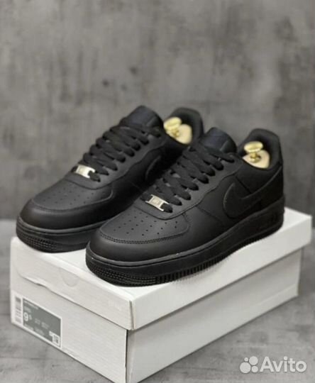 Nike Air Force 1 black