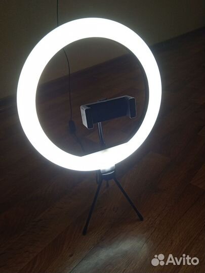 Кольцевая лампа